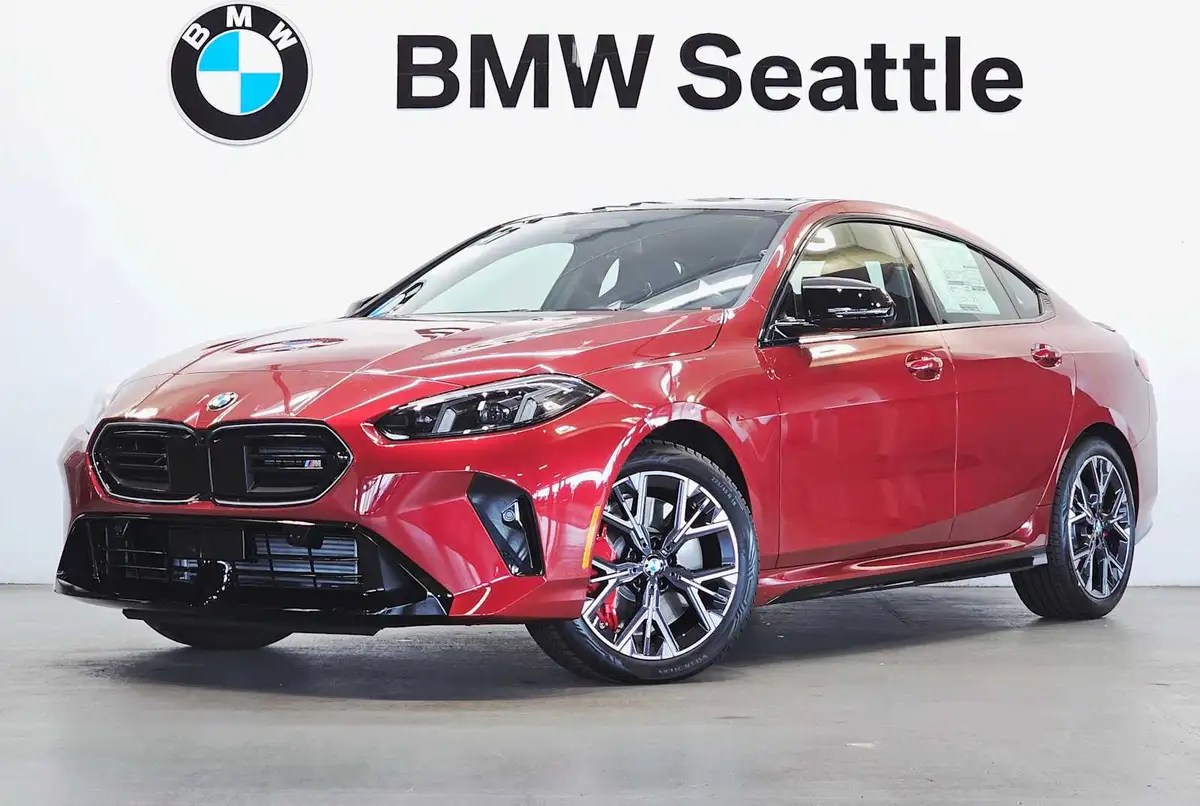 Voxcar BMW 2 Series COUPE in Vegas Red Metallic, SEATTLE