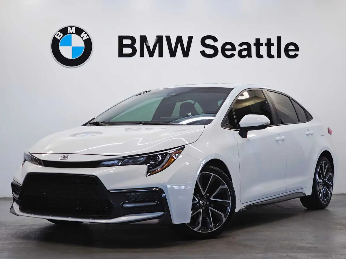 Voxcar BMW corolla se SEDAN in Super White, SEATTLE