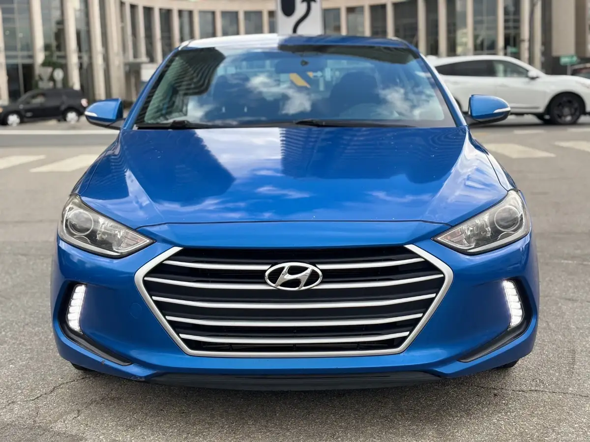 Voxcar HYUNDAI ELANTRA SEDAN in Blue, VANCOUVER