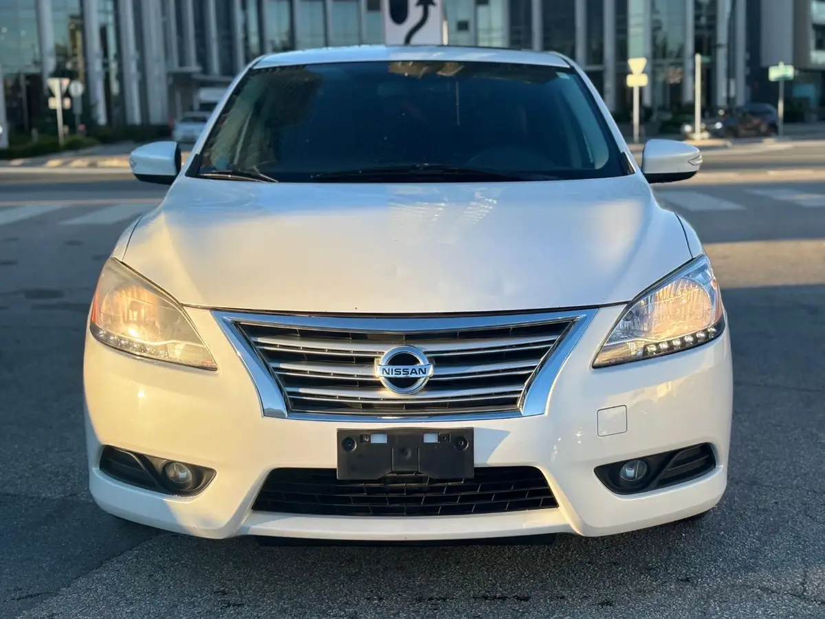 Voxcar NISSAN SENTRA SEDAN in White, VANCOUVER